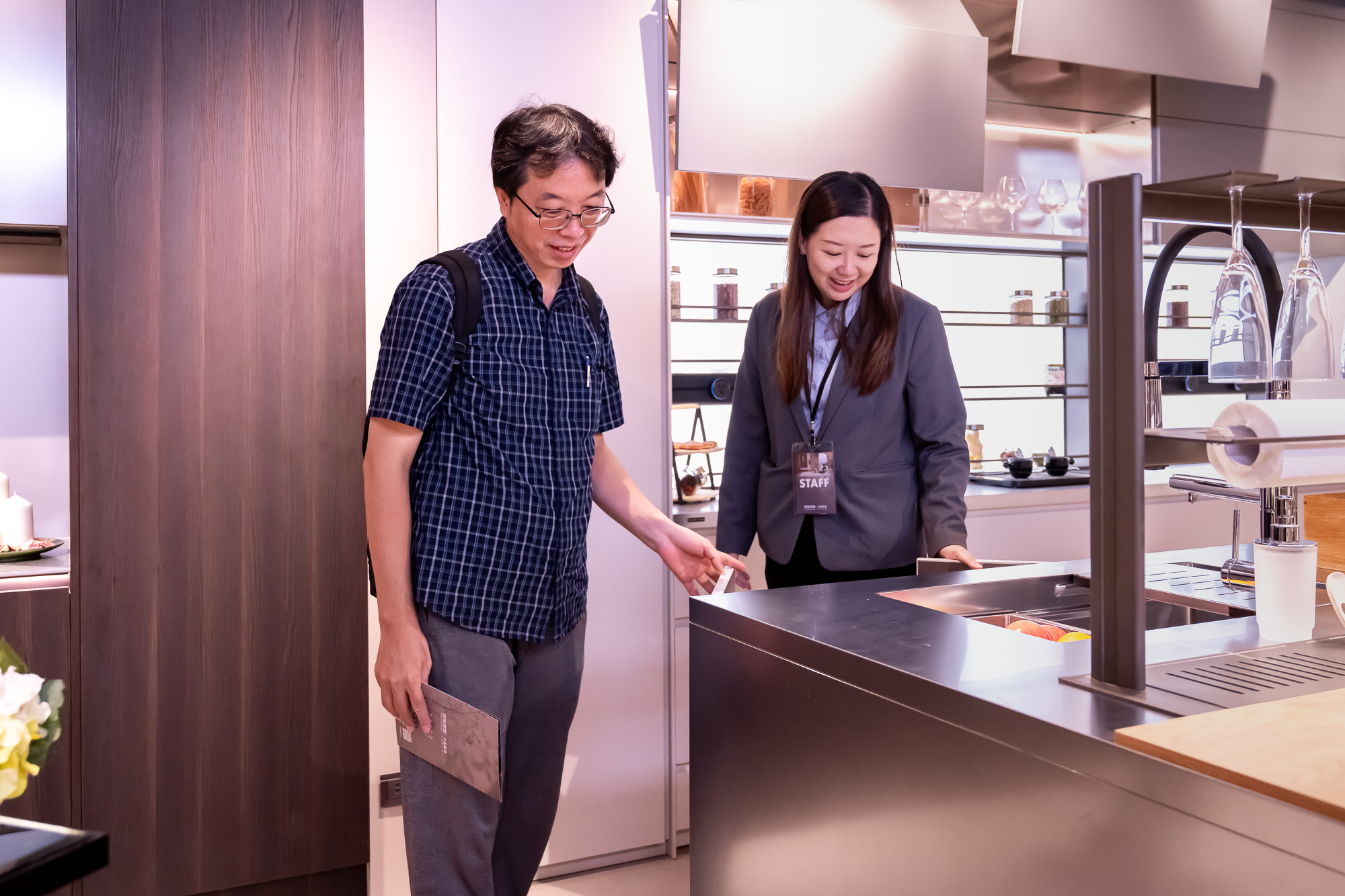 透過現場導覽，認識餐廚空間的應用
